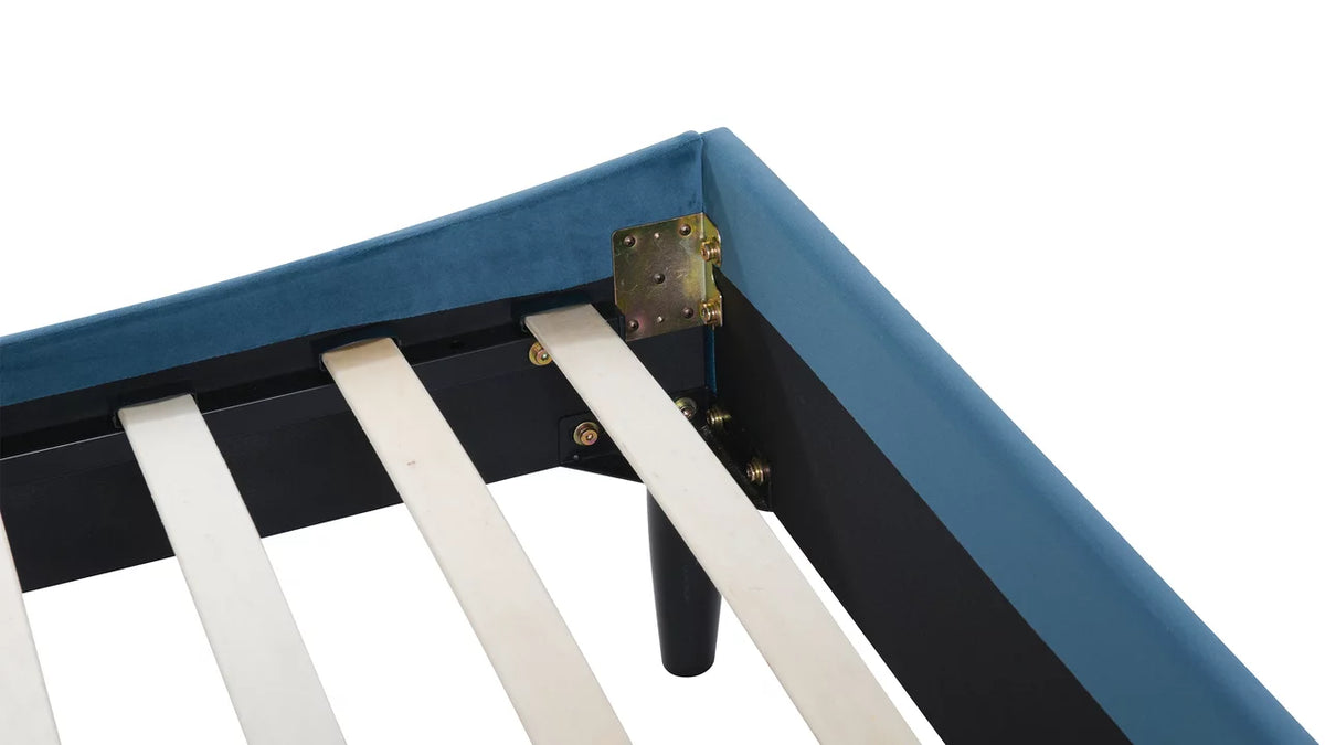 Queen Satin Teal Velvet Tufted Platform Bed E602092