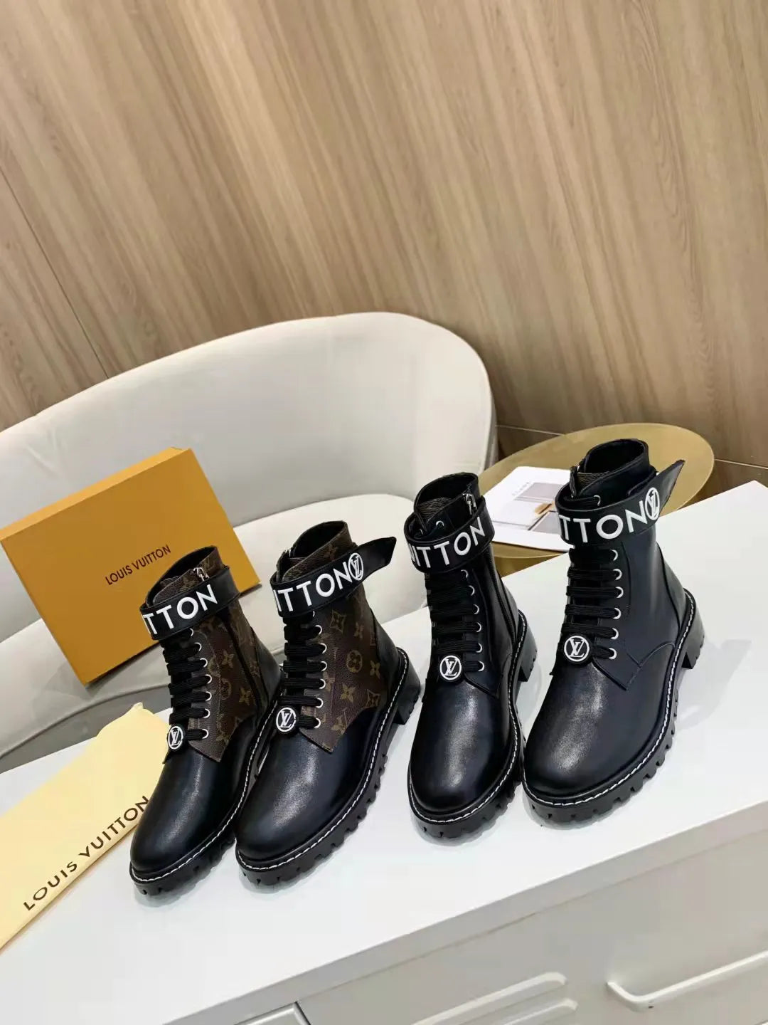 Women Boots F6229