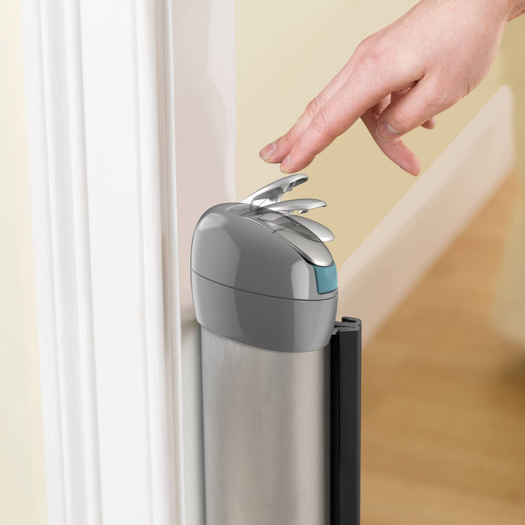 Retractable Gate M8689