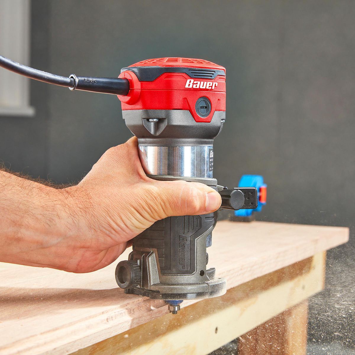 6.5 Amp Variable-Speed Compact Router B345643