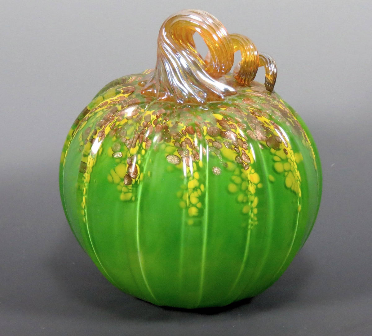 Art Glass Pumpkin Sculpture G4232