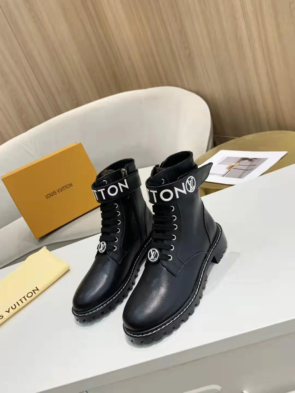 Women Boots F6229