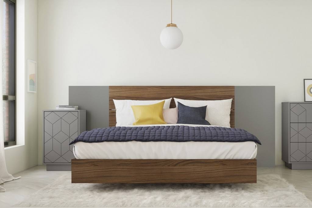 Queen Size 4 Piece Bedroom Set in Walnut and Greige A15491