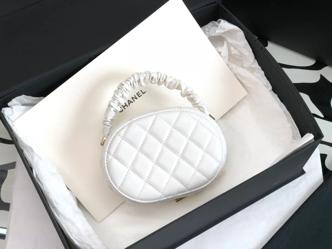 White Vanity Case Bag R890073