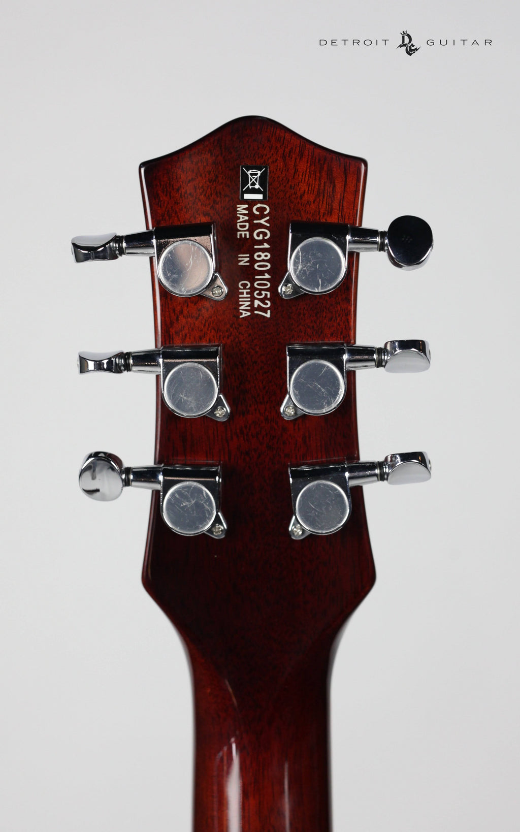 Black Single-Cut Electric Guitar A659654