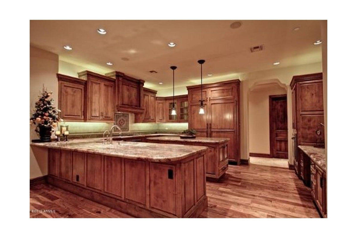 21 LED Under Cabinet Lighting Warm White I68503