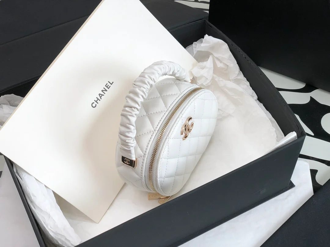 White Vanity Case Bag R890073
