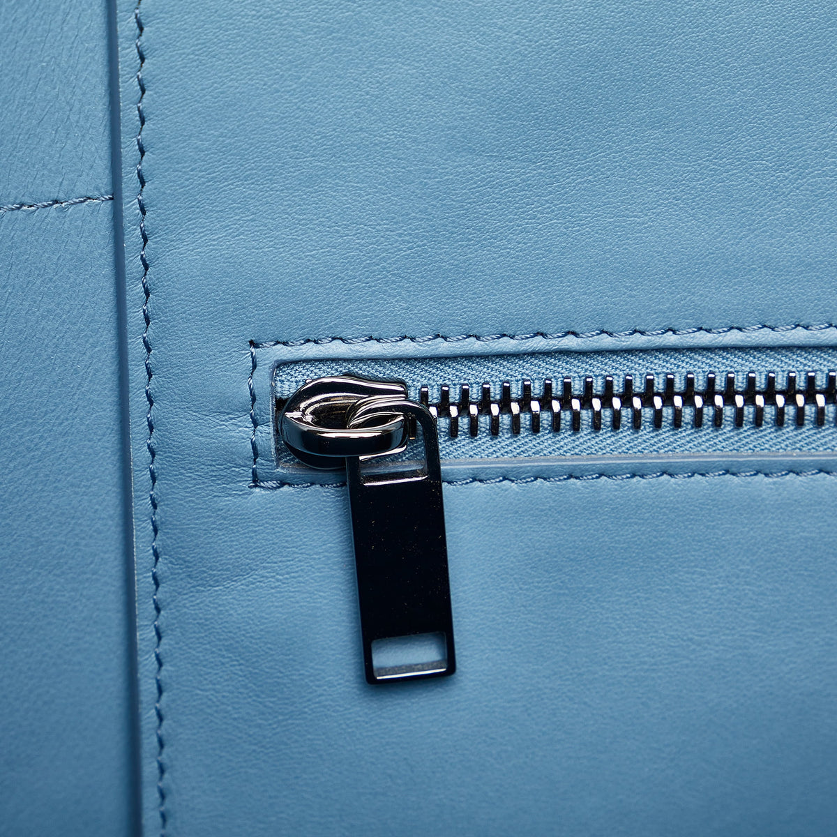 Blue Calf Leather Tote Bag O37321