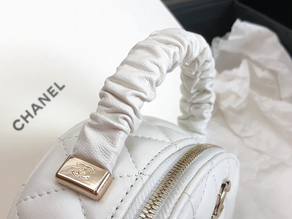 White Vanity Case Bag R890073