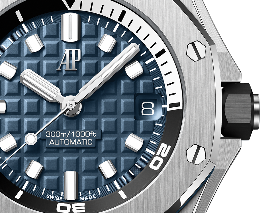 Blue Dial 42mm Dive Watch D572