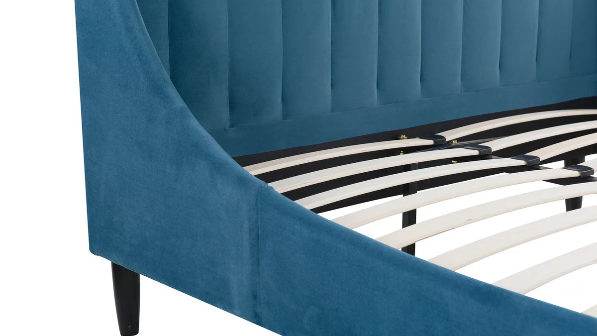 Queen Satin Teal Velvet Tufted Platform Bed E602092