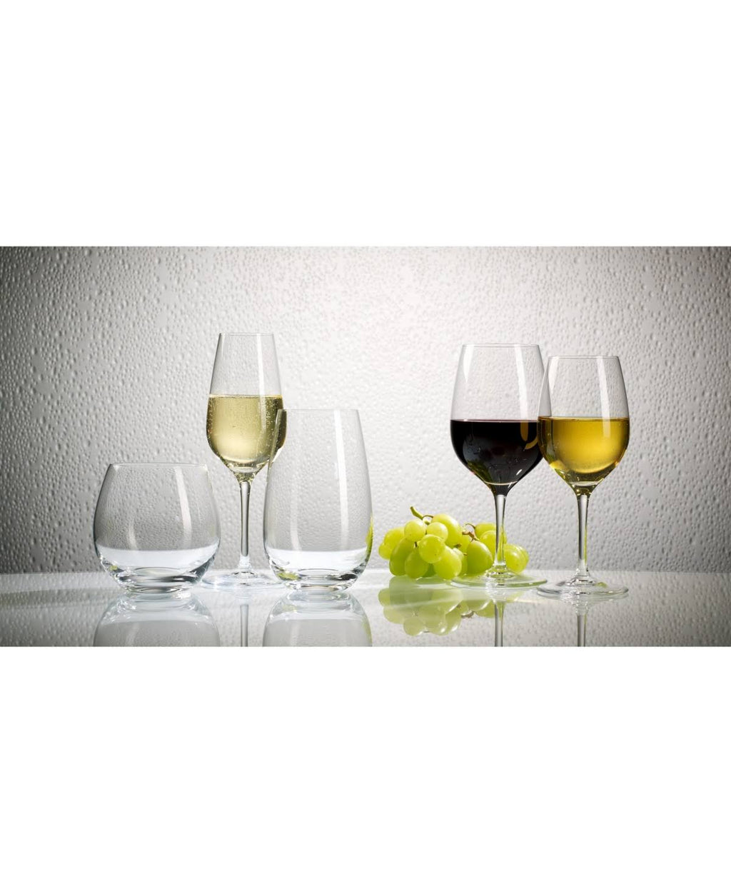 Set of 4 Brandy Glasses L807328