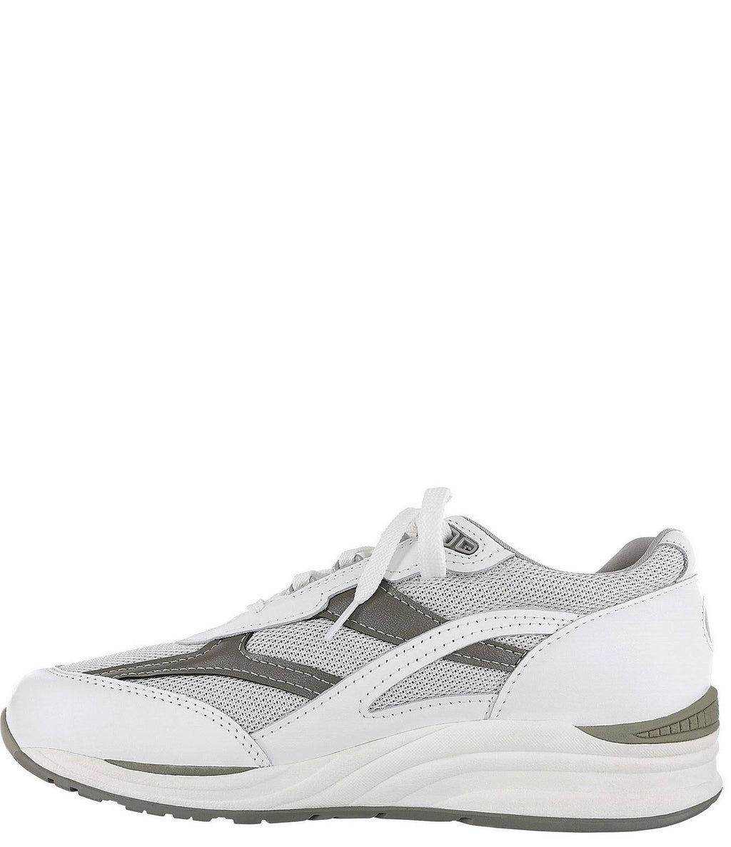 White 12.5 Narrow Mesh Shoes Z666737