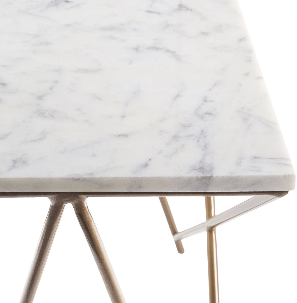 White Furniture Piece F649