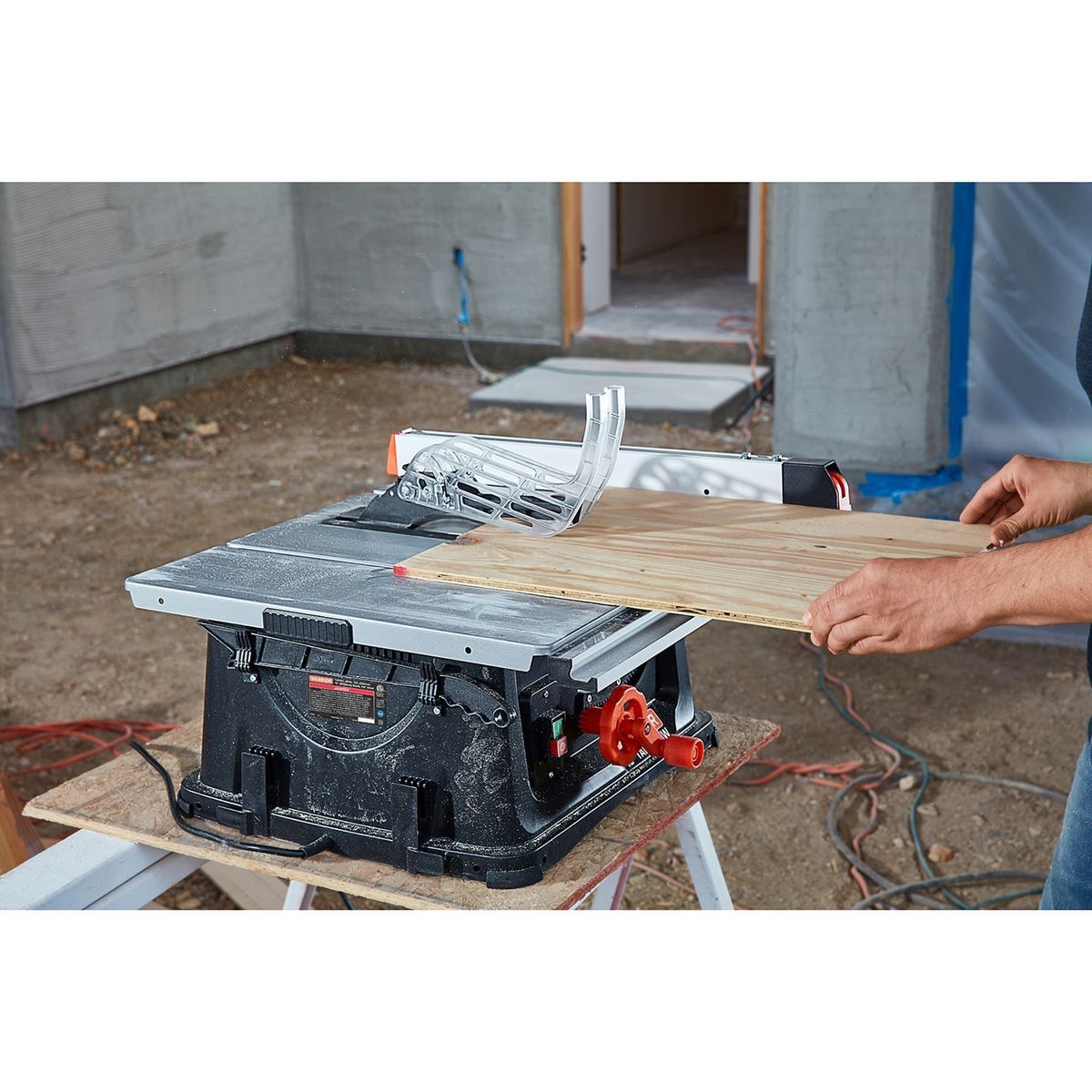 10 in. 15 Amp Table Saw E524458