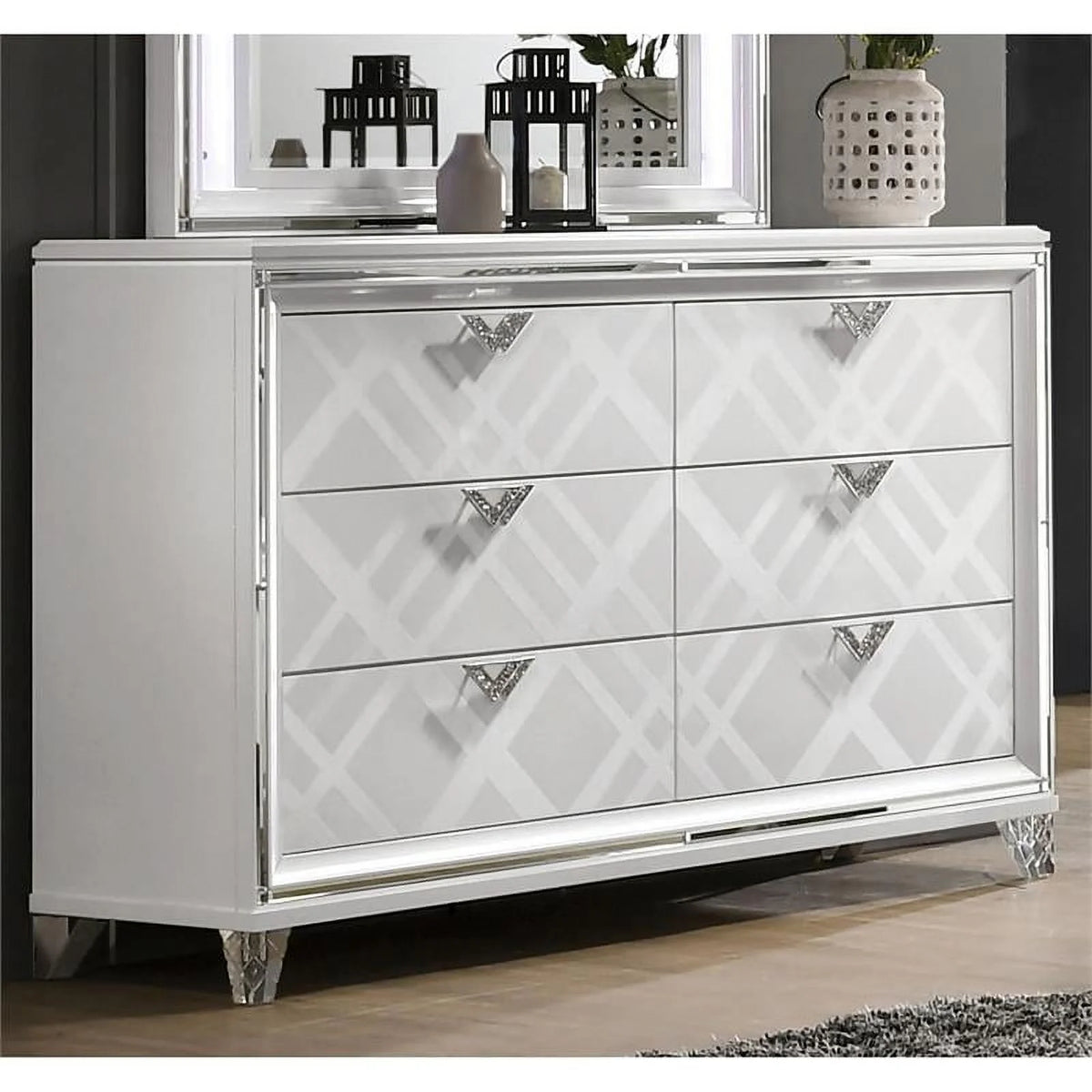 White Wood 2-Piece Dresser and Mirror Set C1888