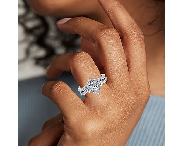 14K White Gold Princess Cut Diamond Solitaire Ring Size 7 G6293