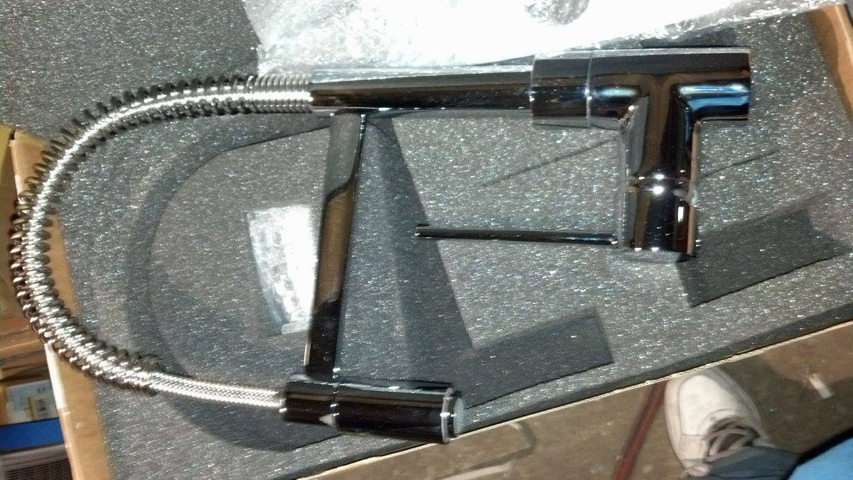Chrome Single Handle Kitchen Faucet C45719